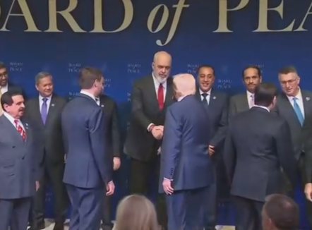 Bordi i Paqes, Trump takon Ramën, nis mbledhja e parë