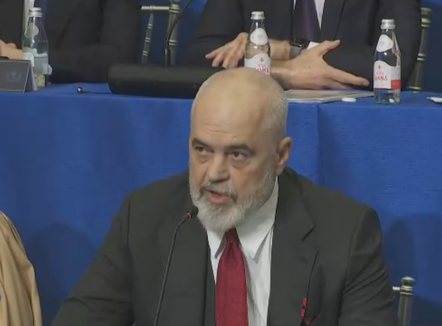 Rama ngre çështjen e ish-krerëve të UÇK-së në Hagë: President Trump, të bëjmë diçka