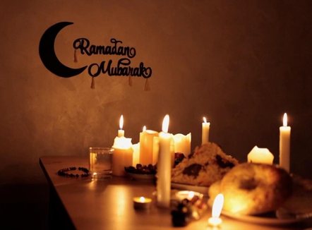 Nis muaji i Ramazanit, besimtarët myslimanë do të agjërojnë deri më 19 mars