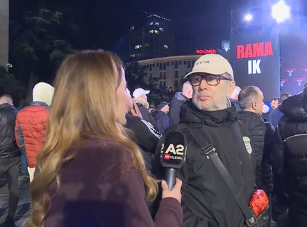 “Jemi shkombëtarizuar!” protestuesit për A2 CNN: Berisha i madhërishëm, të ngrihet i gjithë populli