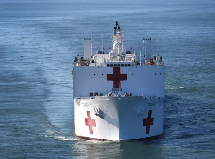 Trump dërgon anijen spitalore amerikane në Groenlandë, çfarë pritet