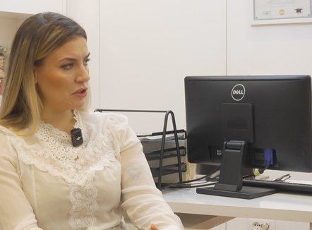 “Që 1 vjeç jepini vitaminë D fëmijës”, këshillat e nutricionistes për qëndrimin në diell dhe ushqimet