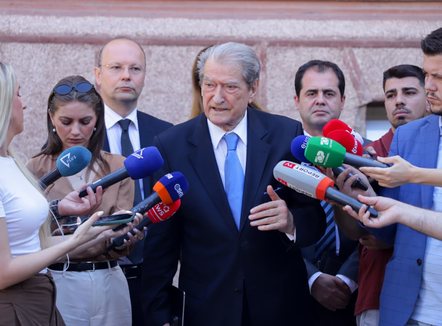 Nga financimi te depolitizimi i administratës zgjedhore, Berisha flet pas takimit me ekspertët e “Venecias”