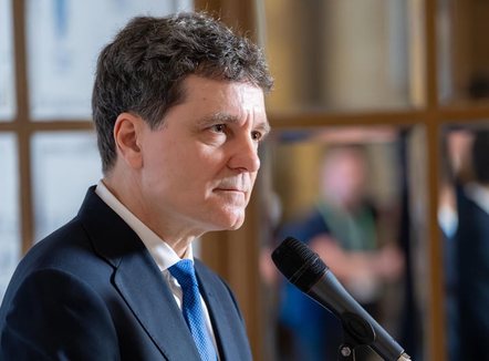 Droni i Moskës goditi pallatin e banuar, Rumania drejt dëbimit të ambasadorit rus?