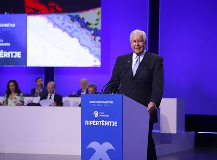 Ish-kongresmeni amerikan mesazh në kuvendin e PD: E rrëzuam tiraninë një herë, do ta rrëzojmë sërish