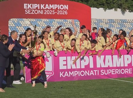 Kampione për herë të 13-të radhazi, Vllaznia mbretëresha e futbollit të vajzave në Shqipëri