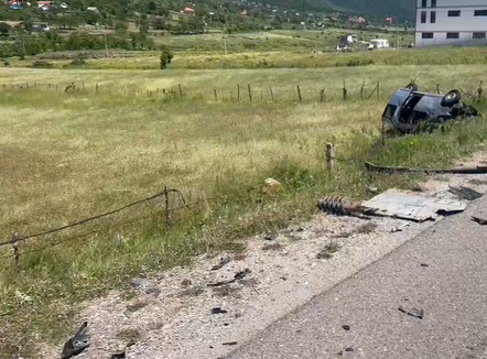 Aksident tragjik në Bulqizë-Klos, humb jetën një pasagjer dhe plagosen katër persona