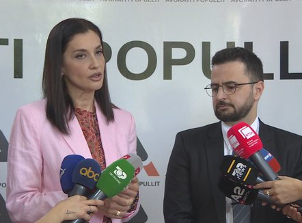 “Nisma për fëmijët”, Avokati i Popullit: Fond mjekimi nga shteti, jo nga “Gofundme”