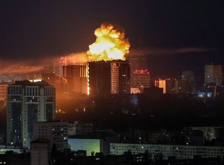 Rusia nis një sulm të madh në të gjithë Ukrainën, 9 të vdekur dhe dhjetëra të plagosur