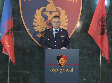 Garë e fortë për Tiranën, favoritët në 5 qarqe, përfundon konkursi për drejtuesit vendorë në polici