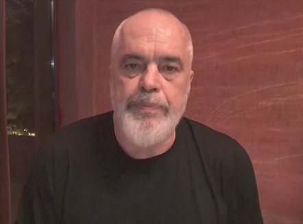 “Jemi në një luftë hibride