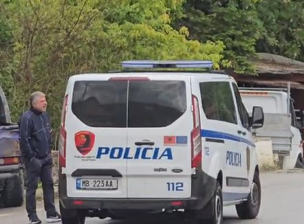 Operacioni në Lozhan, ish-ushtaraku në kërkim vret një polic dhe plagos një tjetër