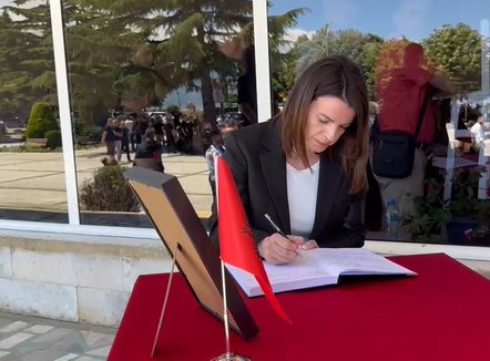 Homazhet për efektivin e vrarë, Koçiu: Moment reflektimi për sakrificat që ka ushtrimi i kësaj detyre
