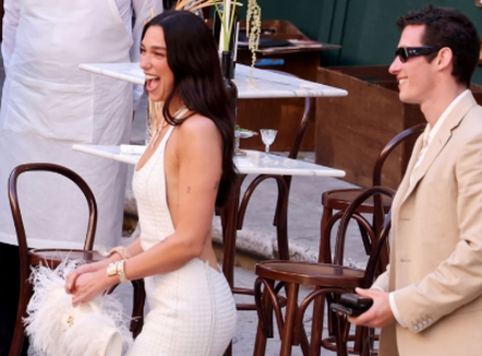 Dasma e vitit në Palermo: Dua Lipa dhe Callum Turner nisin festimet madhështore, sonte pritet Elton John