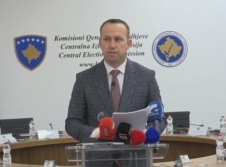 Elezi: Janë hapur të gjitha qendrat e votimit, KQZ aktivizon dhomën operative për zgjedhjet
