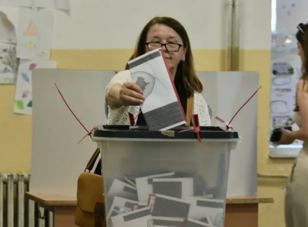 Zgjedhjet në Kosovë, zbulohet pjesëmarrja në votime deri në orën 17:00 