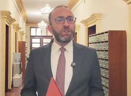 Kërkesat e protestuesve, PD dërgon projektligjet në Kuvend, Bardhi: Të dëgjohen qytetarët