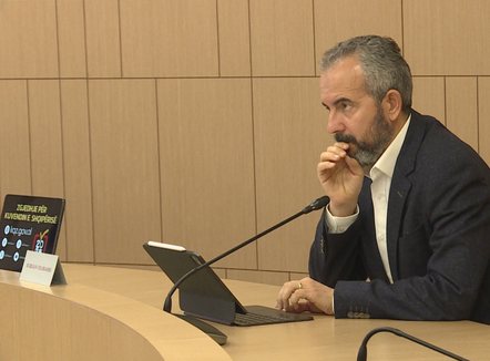 Shkarkimi i kryebashkiakut të Kuçovës, KAS: Çështja të shqyrtohet në themel nga Celibashi