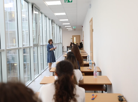  Në prag të provimit të shqipes, Kumbaro thirrje maturantëve: Përjashtoheni nëse shkelni rregulloren!