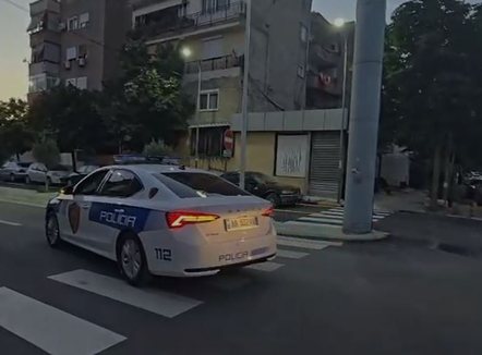 Policia aksion blic në Vlorë, arrestohen disa persona 