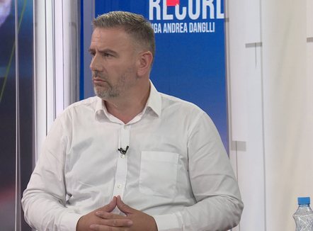 “Mllef i jashtëzakonshëm, revolta nuk ka të sosur”, gazetari: Rinia është ngritur për të mposhtur Ramën dhe Berishën