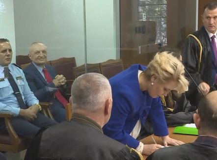 Masat e sigurisë personale, Qeveria: SPAK reflektoi, përgjysmoi masat e arrestit me burg