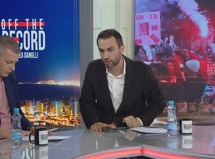Nga strehimi te protesta e studentëve, debat në A2 CNN mes Lapajt dhe Muharremit për bilancin e qeverisë Rama