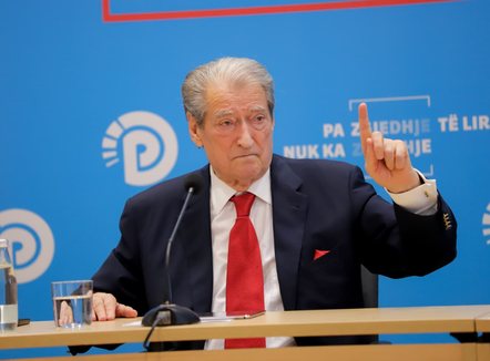 PD mbështet pa flamur kërkesat, Berisha: Ndërkombëtarët të ndihmojnë protestuesit