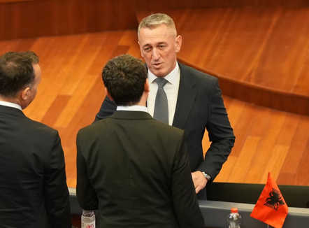 Mandati i Rashiç dhe kriza e përfaqësimit serb në Kosovë