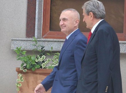 “Ishte komplot mafioz”, Meta reagon pas lajmit për heqjen e non gratës ndaj Berishës