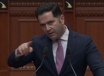 “I pi gjakun të rinjve e të rejave dhe nuk paguan asnjë taksë në vend”, Ministri i Financave: Ana e errët e Agron Shehajt