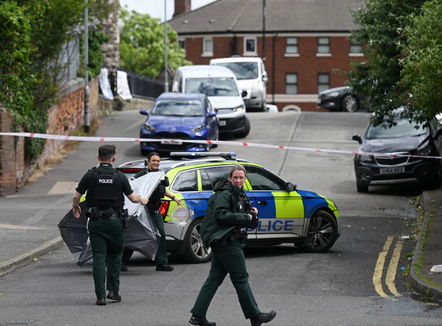  Irlanda si “derë e pasme” drejt Britanisë, trafikantët reklamojnë kalime të paligjshme në TikTok
