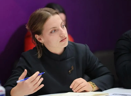 Dorëheqja e rektorit Gjuraj, reagon deputetja Marjana Koçeku