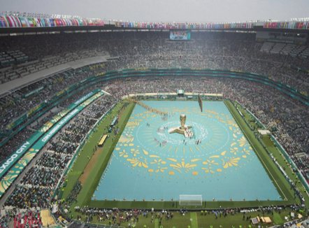 Shakira “ndez” stadiumin, ceremonia spektakolare për hapjen e Botërorit