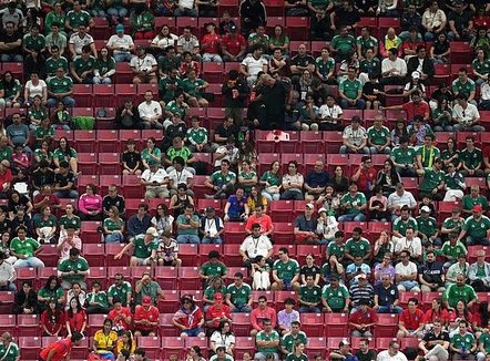 Botërori 2026 nis me polemika, pak tifozë në stadium dhe protesta të dhunshme në Meksikë
