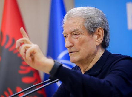 “Do shkoj në Amerikë”, Berisha falënderon Trump: s’kam qenë kurrë non grata