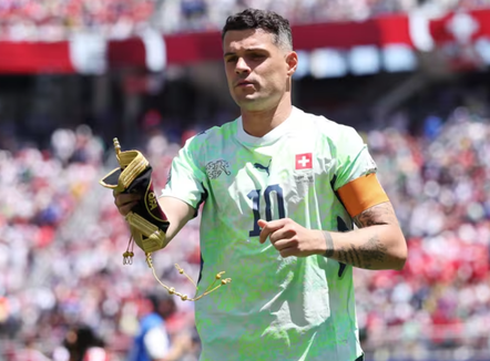 Xhaka dhe Jashari e nisin Botërorin me barazim, Katari shtang në fund Zvicrën