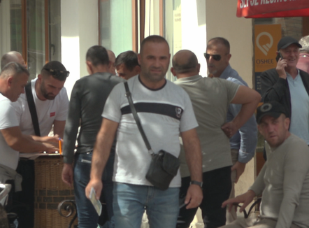 “Ata na mbajnë gjallë”, emigrantët dërguan pranë familjeve 274 milionë në tre muajt e parë të vitit