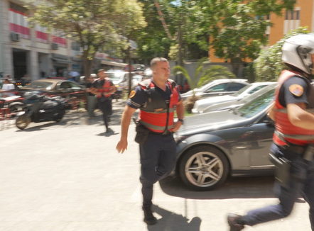 Dhunë fizike në Gjykatën e Posaçme, 3 vëllezërit Bushgjokaj rrahin të bashkëpandehurin  