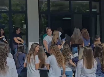 1135 maturantë i nënshtrohen sot provimit të Matematikës në Vlorë