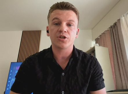 “14 vjeç nisa të konsumoja marijuanë”, rrëfimi i të riut që la drogën pas 12 vitesh