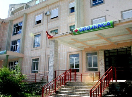 Gjirokastër, punëtori bie nga lartësia 13 metra. Në rrezik për jetën