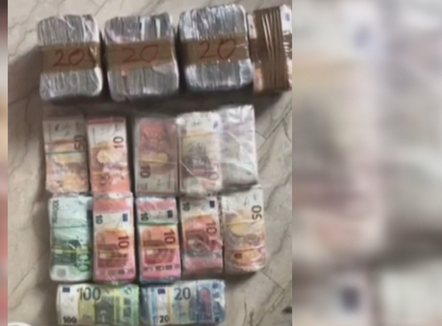 Bisedat në SKY ECC, grupi i kokainës, miliona euro cash në fuçi 50 litroshe