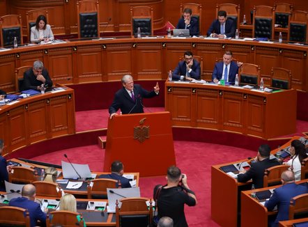 Berisha përplaset me Gjiknurin për 