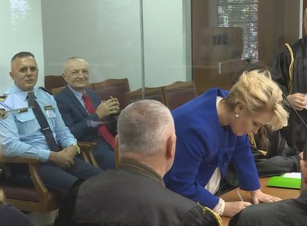 “Kam qenë veç te dyqani i Celltic”, Meta kundërshton akuzat e prokurorisë: Nuk jam marrë kurrë me shpenzimet familjare