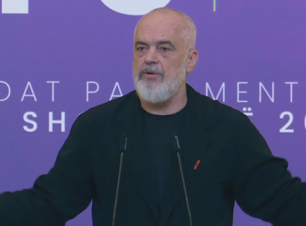 Protestuesit i kërkojnë dorëheqjen, Rama: Do të qeverisim sipas kontratës, Shqipëria është në duart tona