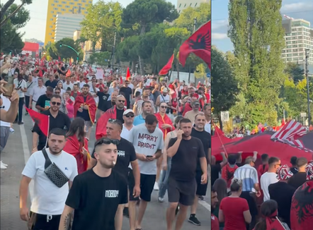  Diaspora udhëheq protestën e 21-të, bulevardi para Kryeministrisë vishet me ngjyrat kuqezi 