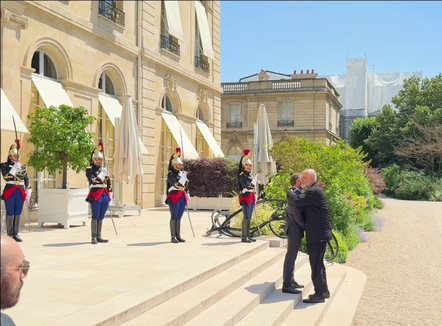 Kryeministri Rama pritet nga Presidenti Macron në Pallatin Elysee