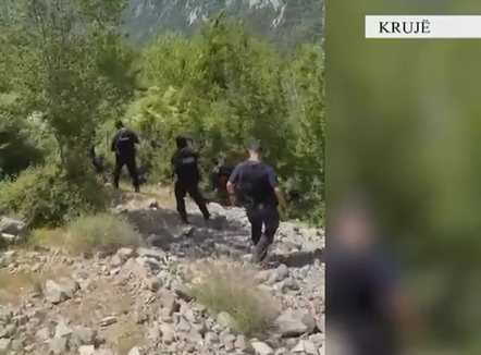 Në pranga shoku, e lajmëroi se po vinte policia, i shumëkërkuari Ylli Zalla i shpëton RENEA-s, arratiset në pyll