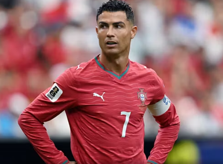 CR7 “pushton” Kupën e Botës, Portugalia shkatërron Uzbekistanin